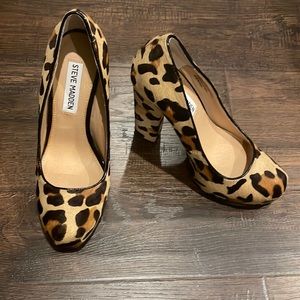 Steve Madden platform leopard print heels size 6